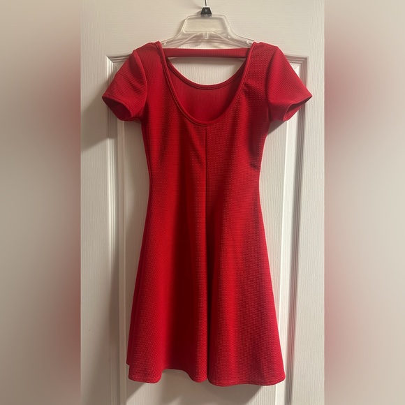 Mady & Nell small red dress - Picture 3 of 4